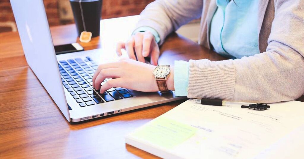 Cllr Flynn is encouraging new and existing small businesses to reach out to the Local Enterprise Office in Monaghan